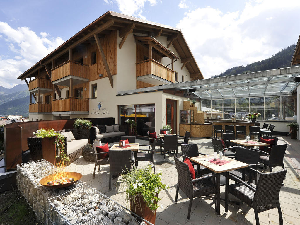 Hotel Garni Alpenjuwel Serfaus Exterior photo